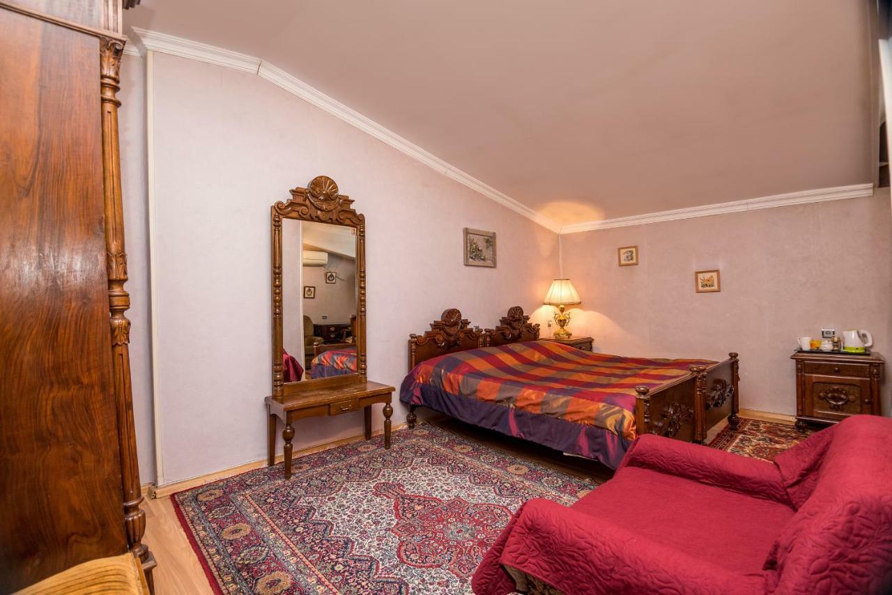 Lia'S Guest House 第比利斯 外观 照片