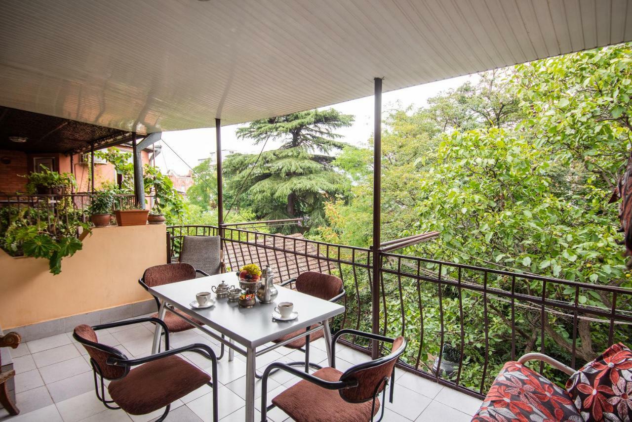 Lia'S Guest House 第比利斯 外观 照片
